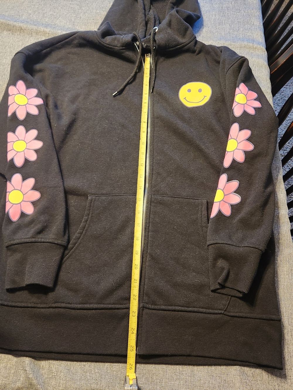 Forever 21 "It's OK To Not Feel OK" Black Hoodie W/ Purple Graphics Womens Small - Picture 11 of 11